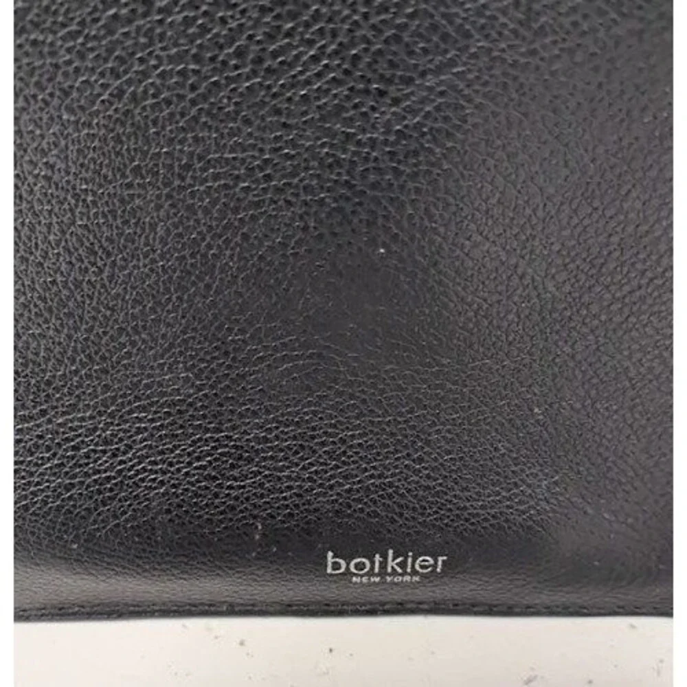 Botkier New York Black Pebbled Leather Envelope Wristlet Clutch Pouch
